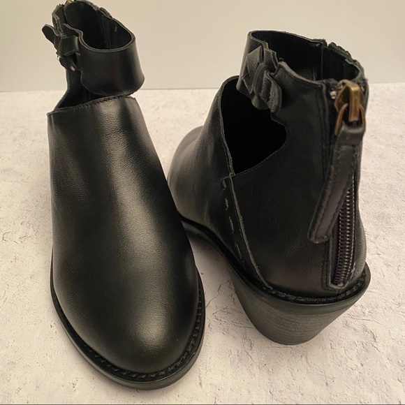 NEW Kelsi Dagger Kadeeja Ankle Bootie Size 7 - Picture 6 of 11